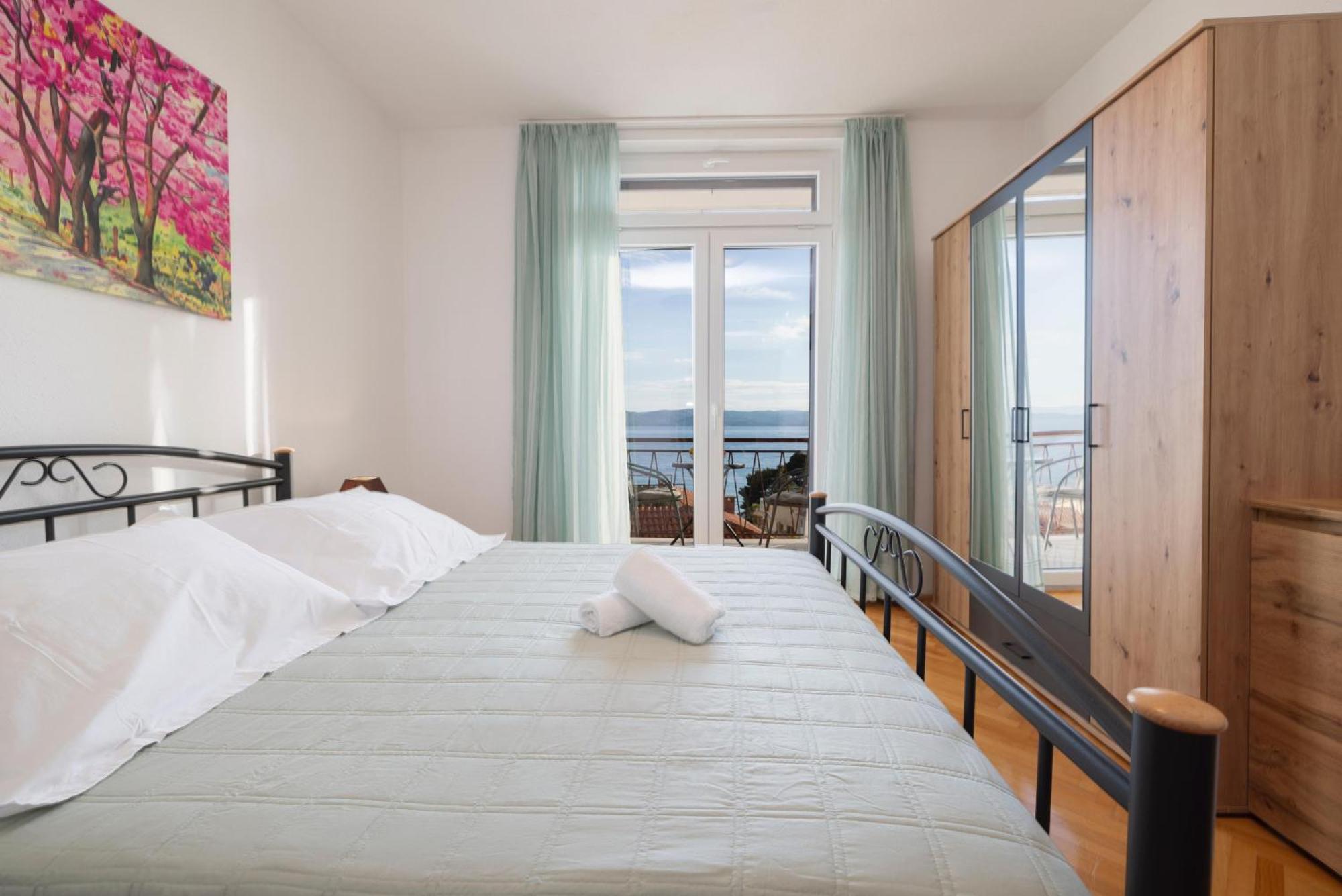 Apartments Niki Brela Eksteriør bilde