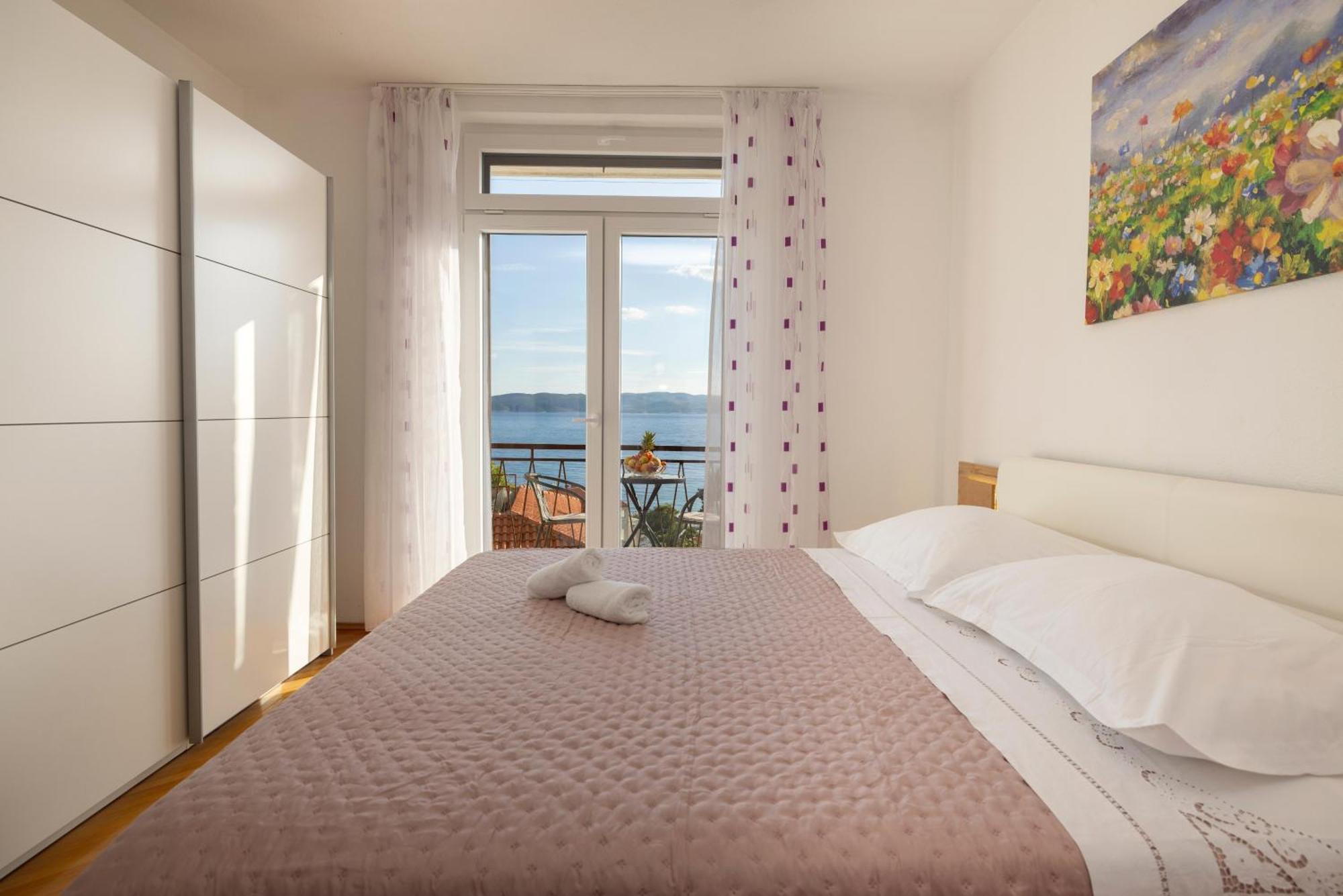 Apartments Niki Brela Eksteriør bilde