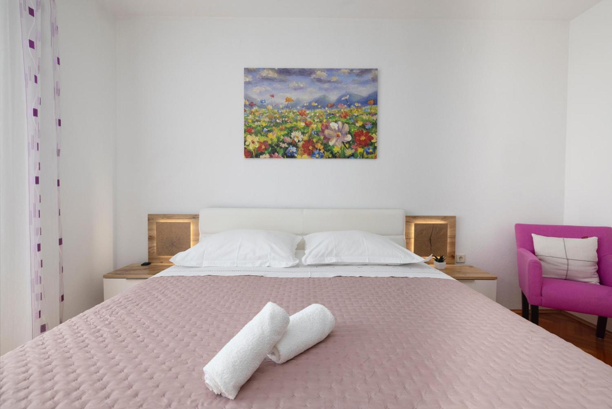 Apartments Niki Brela Eksteriør bilde