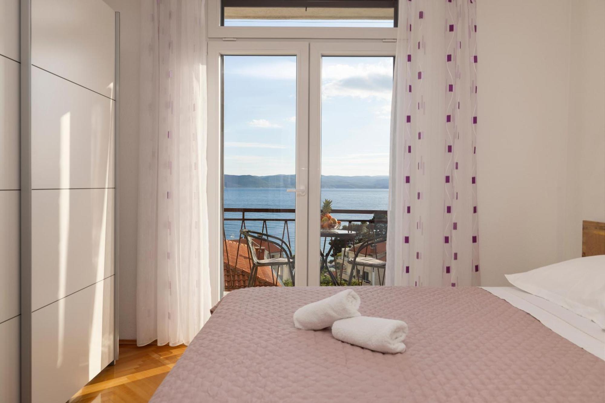 Apartments Niki Brela Eksteriør bilde